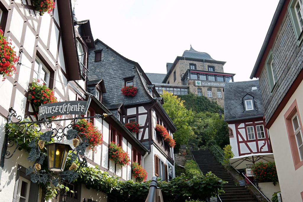 beilstein duitsland rijnland cochem moezel Burg Metternich Sint-Jozefkerk Rijnland-Palts wijngaarden Landkreis Cochem-Zell kasteel schloss burcht slot